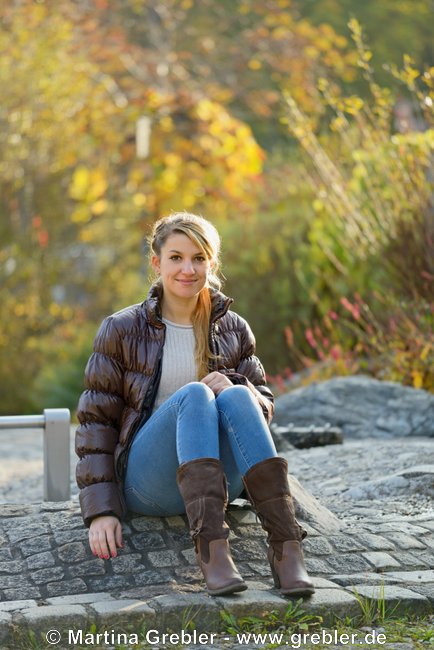 Skinny Jeans mit dicker Jacke im Herbst
