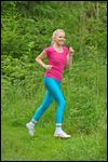 Frau beim Joggen, Outfit der 80er/90er Jahre